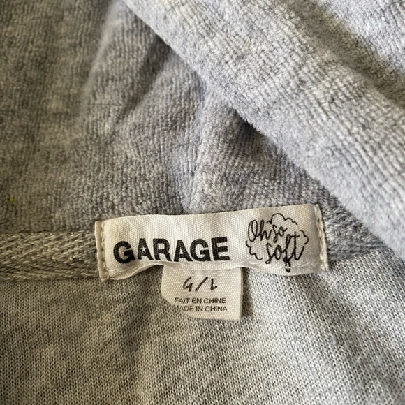 GARAGE grey velvet zip-up, size large women’s, perfect condition. Cropped - Picture 3 of 4